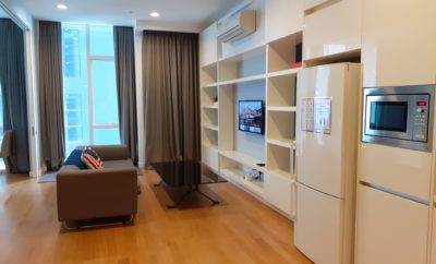 Platinum Face Suites (2 Bedroom Apartment with Living Room)